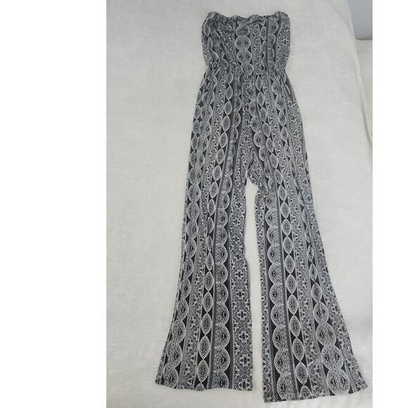 Pink Republic ladies romper black & white paisley boho chic Sz Small resort wear - Picture 3 of 11